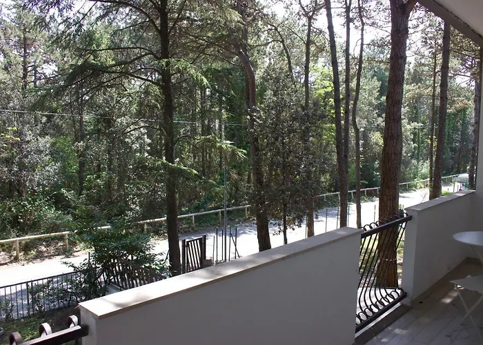 Apartman Antonietta 3, Tra Pineta E Mare *