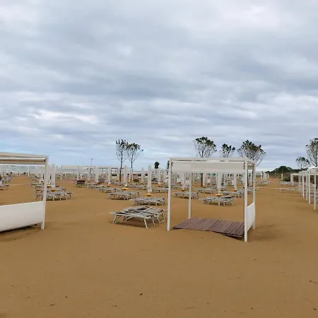 Antonietta 3, Tra Pineta E Mare 公寓 比比翁